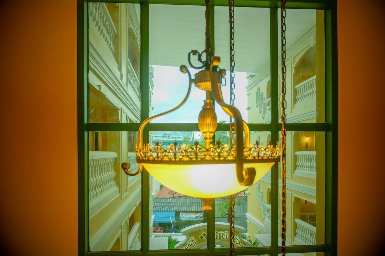 Siri Heritage Bangkok Hotel - Sha Extra Plus Dış mekan fotoğraf